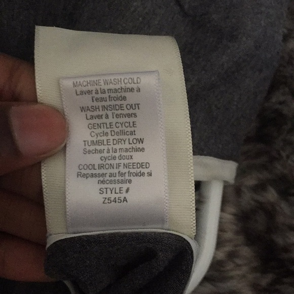 (“Today will be awesome” t shirt) 🤞🏽 - Picture 5 of 6